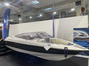 M630 Bowrider