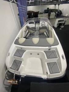 M630 Bowrider