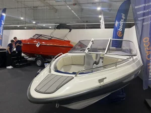 M630 Bowrider