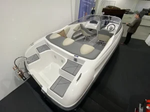 M630 Bowrider